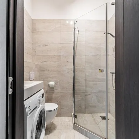Modern Velvet Cathedral Square Studio Apartment Vilnius